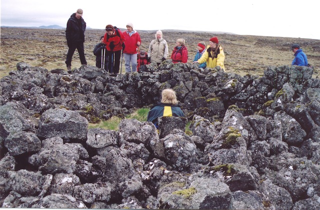 Gönguleiðir og áhugaverðir staðir.